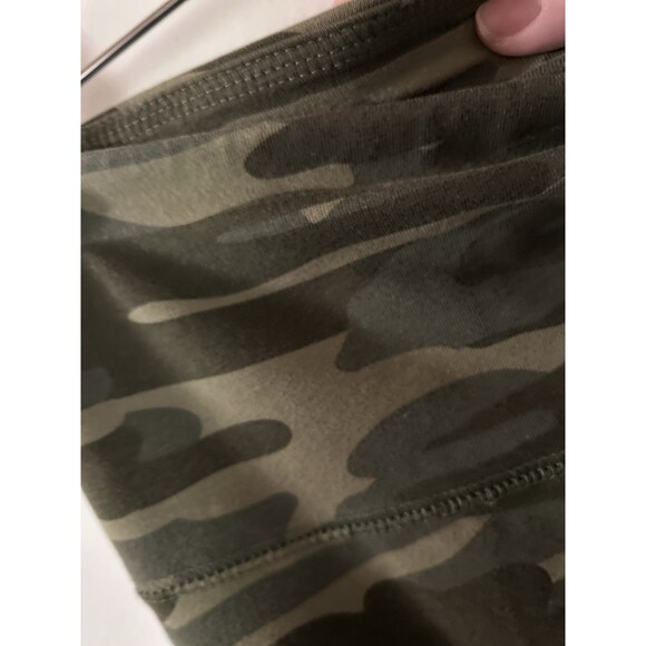 PUMA Size Medium Women's Logo Leggings - Puma Camouflage Pattern - Picture 4 of 13